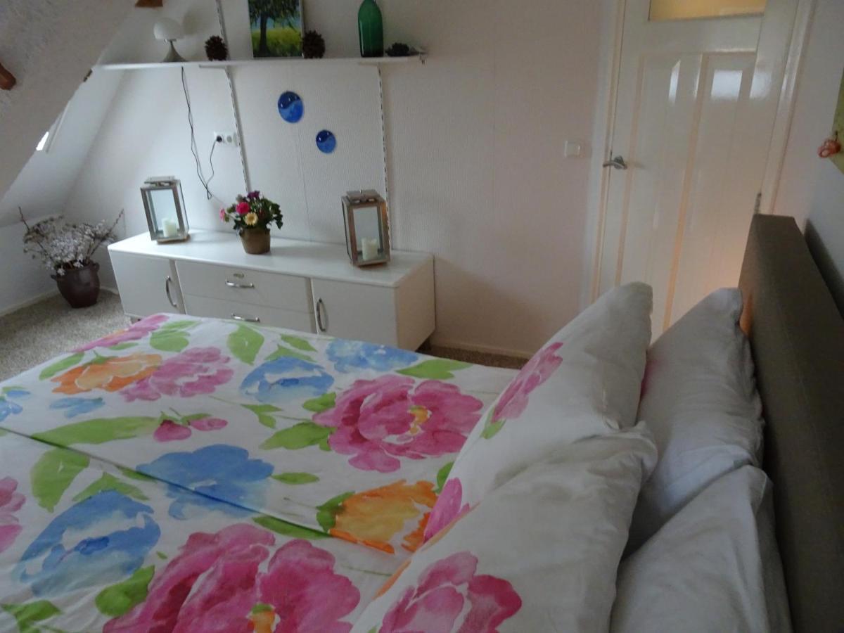 Bed and Breakfast Rêst en Romte Birdaard Exterior foto